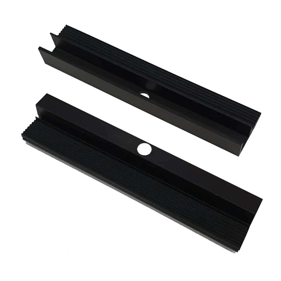 SoliTek Endklemme Klick 6.8 EPDM L-150 Schwarz für Solitek