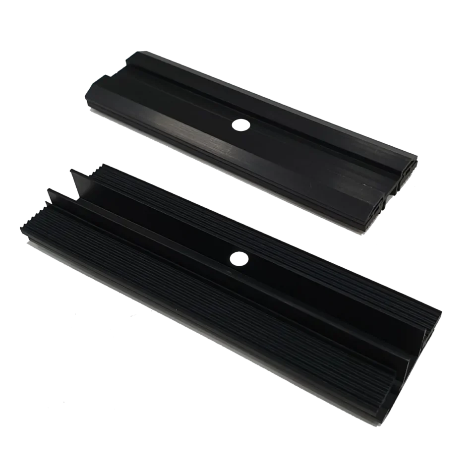 SoliTek Mittelklemme Klick 6.8 EPDM L-150 Schwarz für Solitek